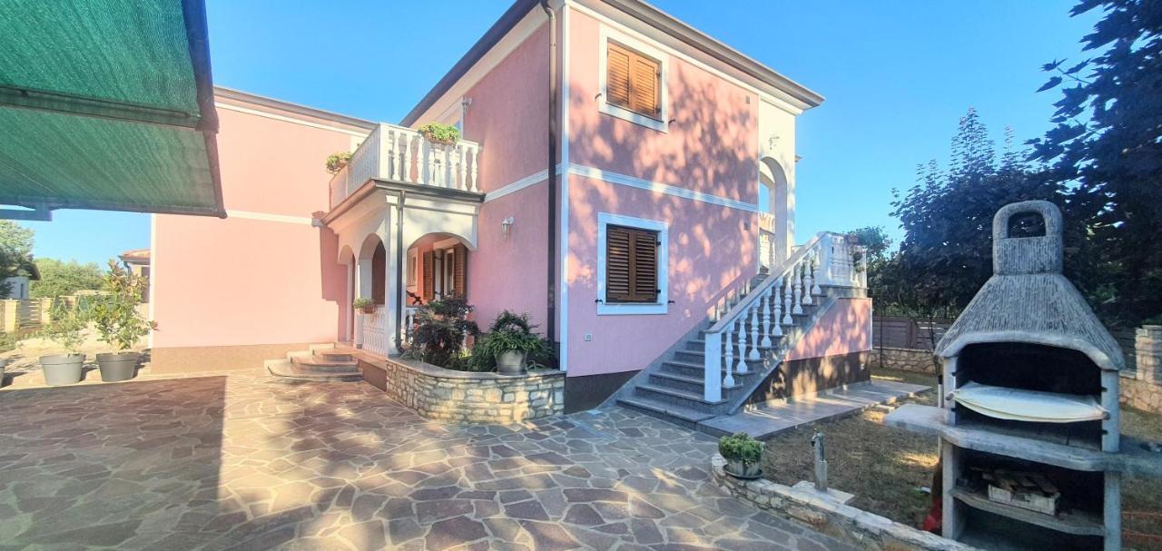 Apartmani Radmila Nova Vas  Buitenkant foto