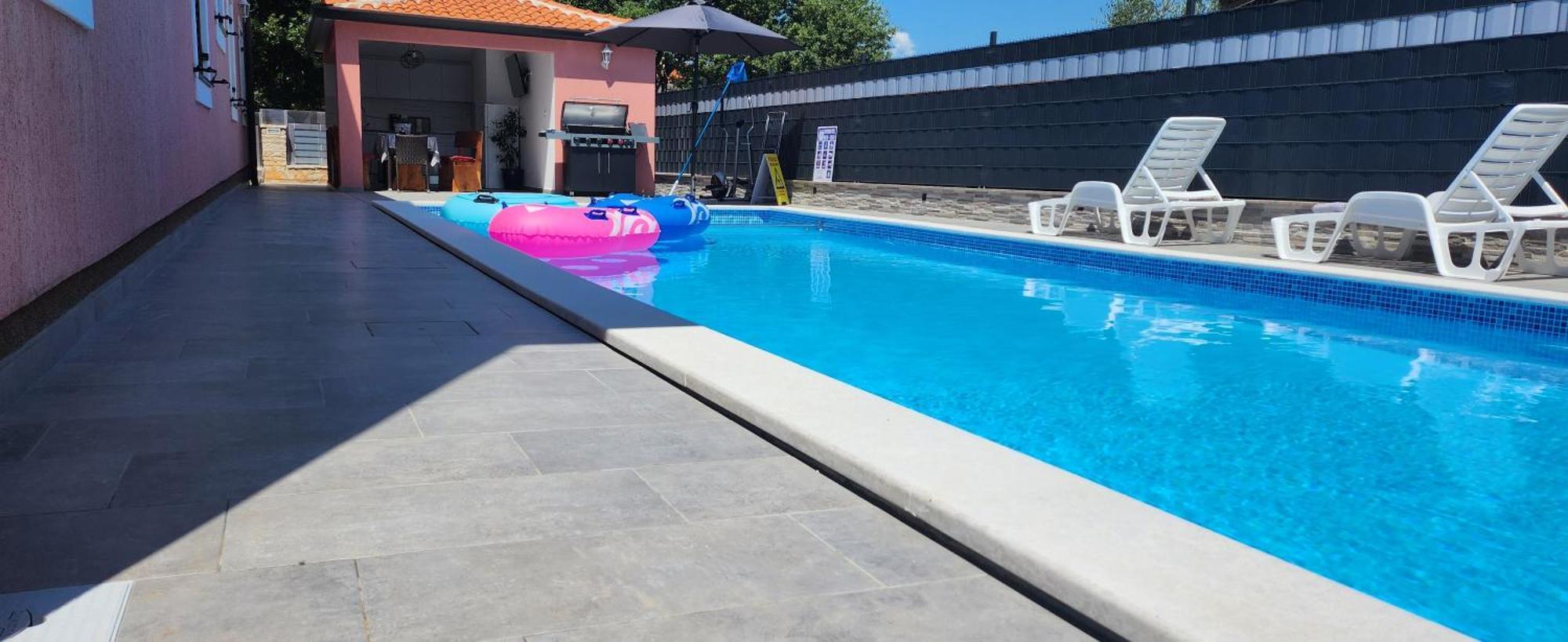 Apartmani Radmila Nova Vas  Buitenkant foto