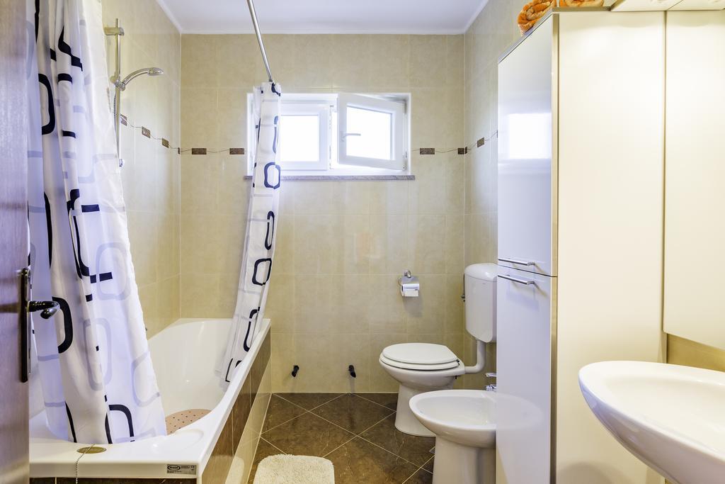 Apartmani Radmila Nova Vas  Buitenkant foto